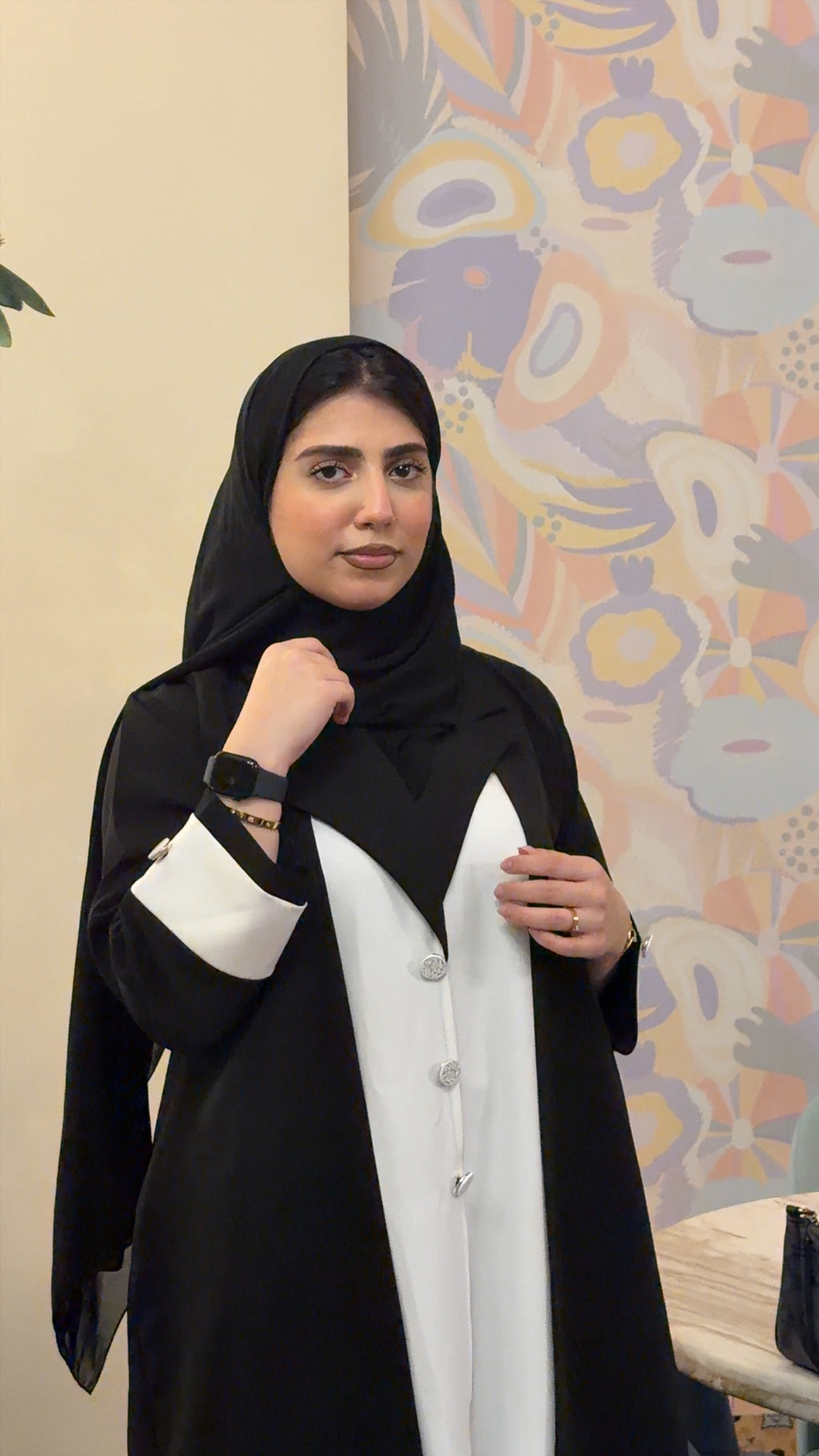 عباية عملية مريحة للبس اليومي